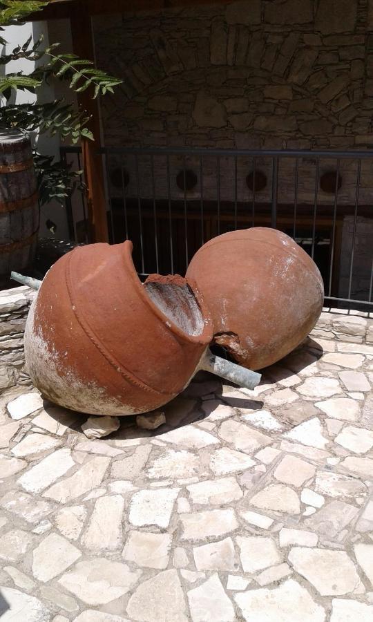 Christiana'S Stone Studios بانو يفكارا المظهر الخارجي الصورة
